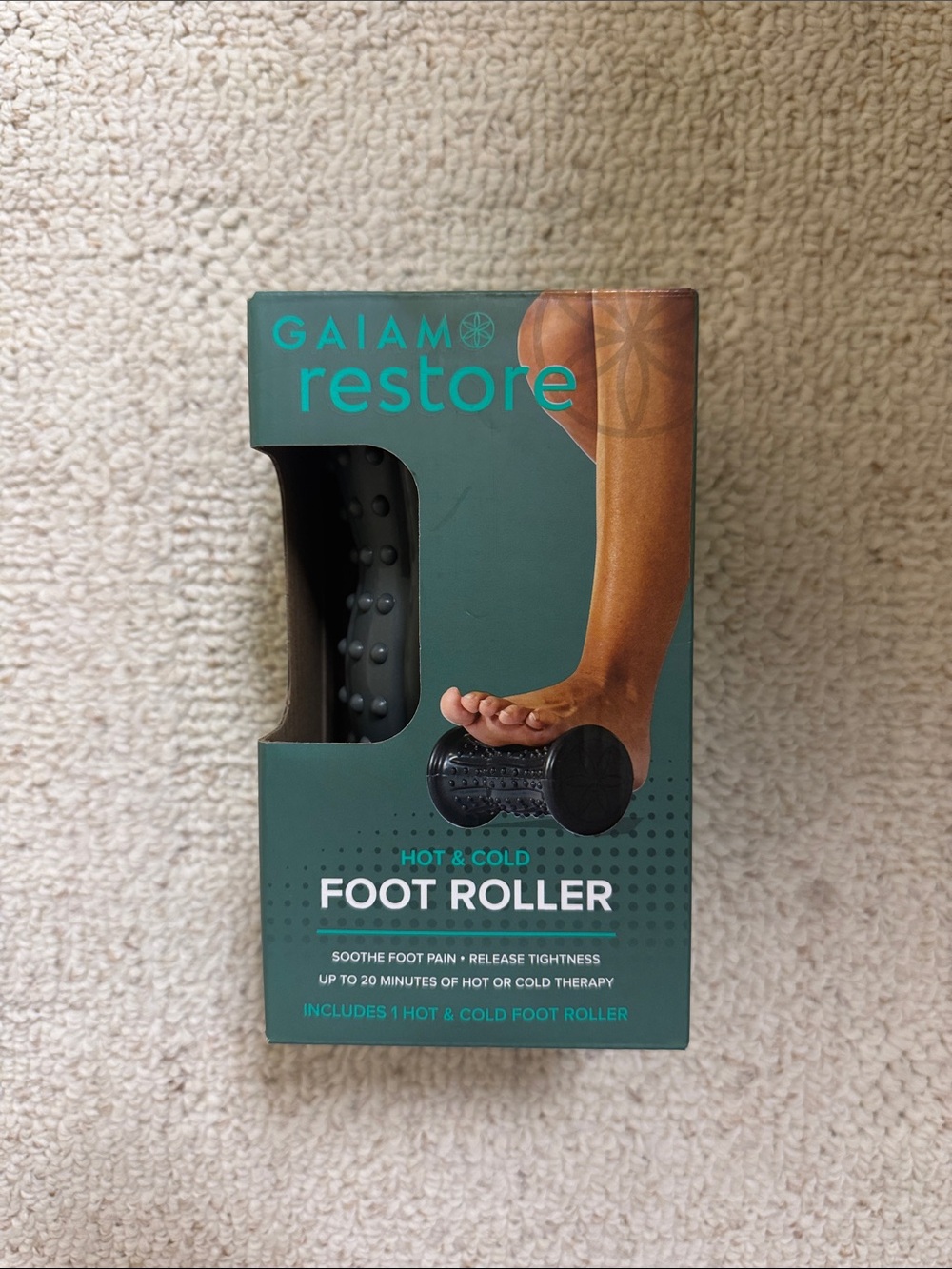 GAIAM Restore Hot & Cold Foot Roller / Massage Roller